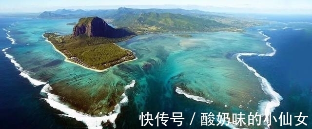 海底|全球最大的海底瀑布：位于海底深达3500米，一秒能流50亿吨海水！