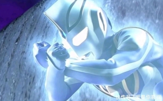 奥特曼|奥特曼:所谓的副奥,就是为抢主奥的戏份而生的,你说是吧,赛罗