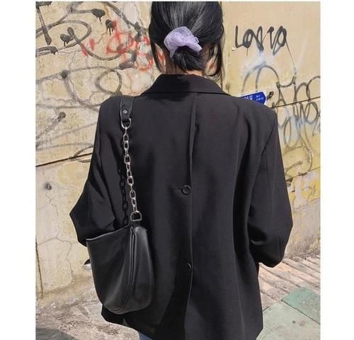 “奶奶辈”发饰火了！鲨鱼夹、丝巾等绝对是现在最洋气的发饰！