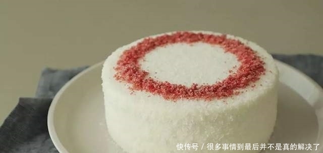又要骗我动手做?红红甜甜的椰蓉红丝绒蛋糕