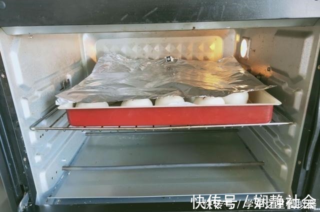 我家酥饼5年来从不用买，外酥里糯，放3天也不硬，比买的香