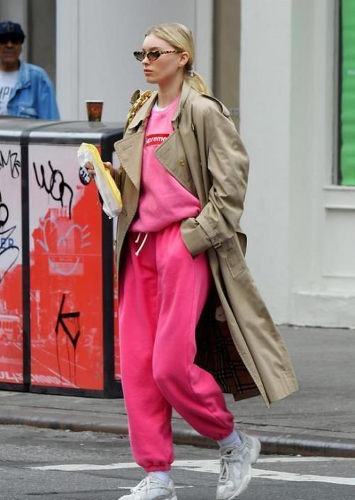 冬天有这双鞋子就足够了,高级时尚还减龄,时髦精人手一双