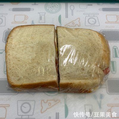 沙拉酱|鸡蛋火腿肠三明治你这么做，不怕你不上瘾