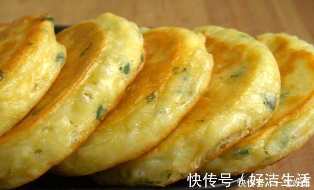 面包|教你做手不沾面的烙饼,10分钟搞定全家人早餐,蓬松暄软像面包