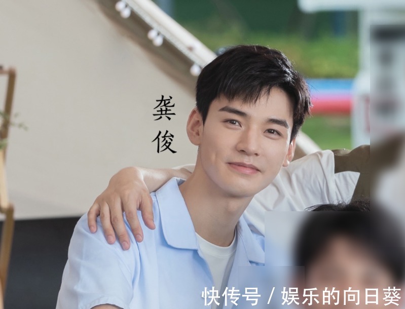 颜值担当|中餐厅5海报出炉，姚安娜站在最后一排，真实咖位一瞧便知