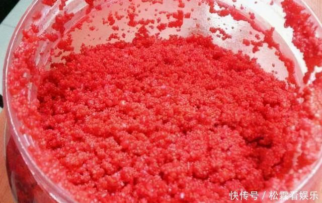 冬季钓鱼打窝要做到3多1少,对你的鱼获大有帮助