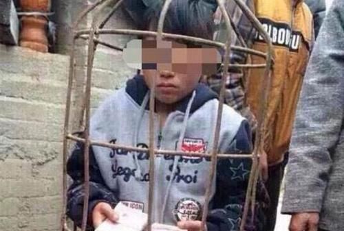 回事|超过这个年龄还不给“零花钱”,孩子就会偷,家长别不当回事