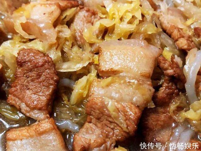 东北人过年都不忘吃的一道菜,鲜香四溢,全家人吃的汤汁都不剩