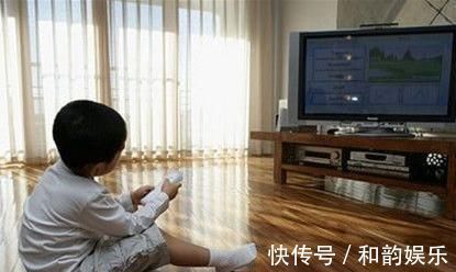 孩子|孩子能不能看电视?几岁看电视比较好?专家的建议引起质疑