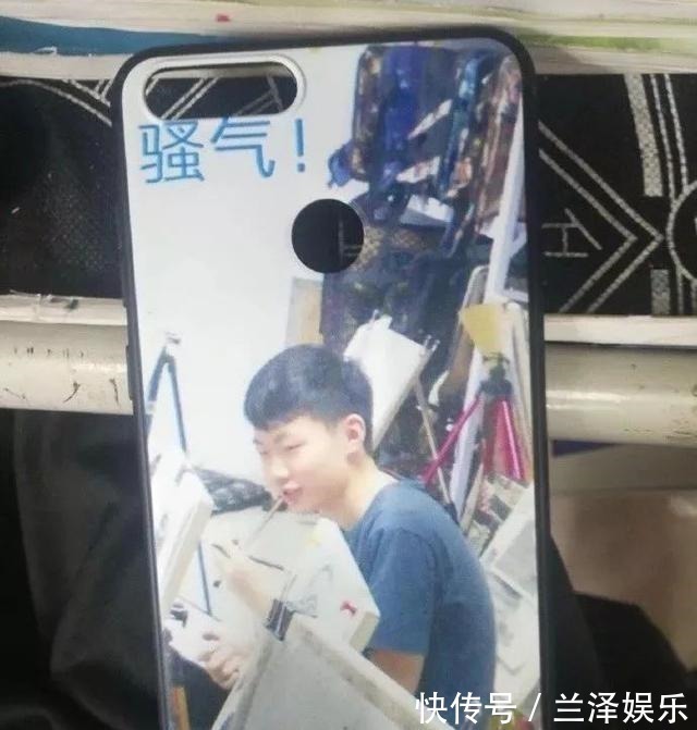 定制|在某宝找了个买家定制，收到货后气到我当场去世
