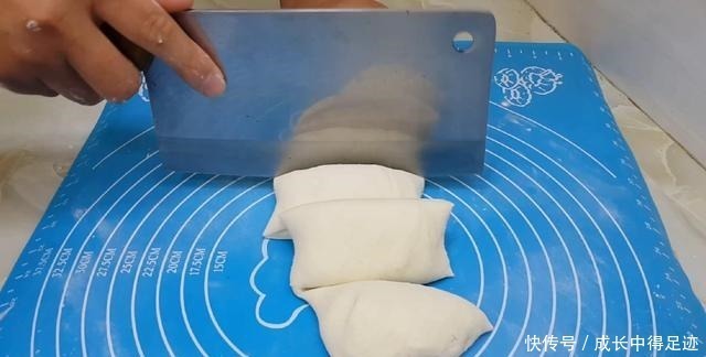 大泡|爱吃烙饼的要收藏了，加4个鸡蛋，个个空心鼓大泡，比手抓饼好吃