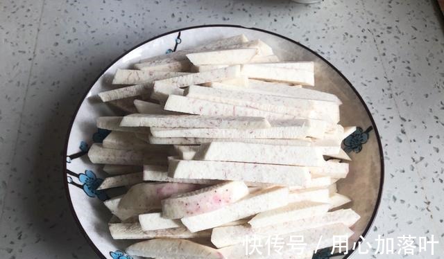 十三香|天冷孩子肠胃弱,多蒸这菜给他吃,助消化,强免疫,营养足长高个!