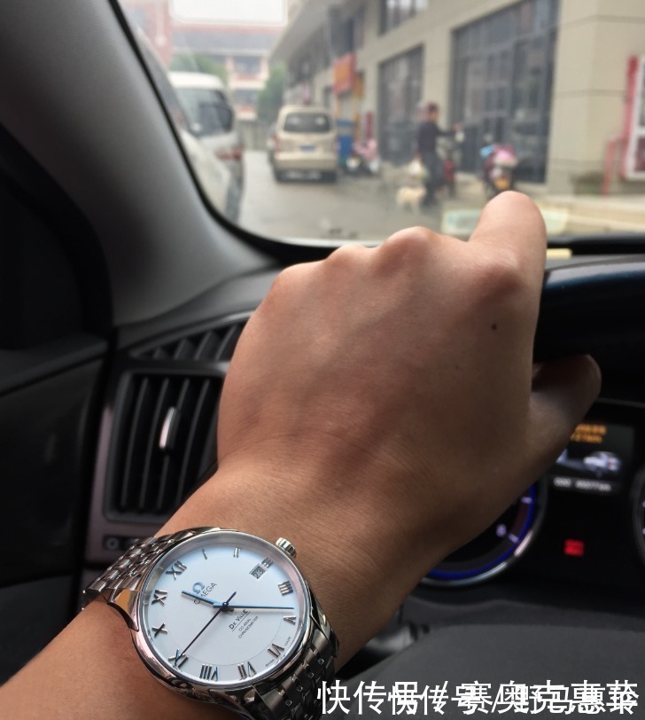 手表|户外垂钓时大家都戴什么表?这三款就挺适合40岁左右男士
