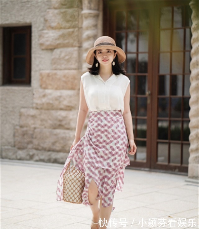 简繁|又到了跟三木学习,如何把几年前的“碎花裙”穿出高级感的时候了