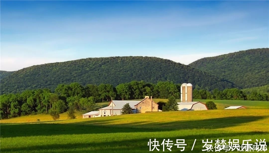 山气日夕佳|陶渊明的一首诗,诗中无酒句句让人醉,写出了人最舒服的状态