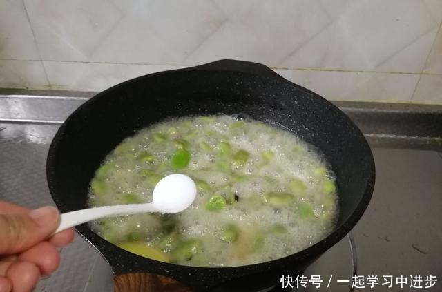  中医推荐的“天然消食片”，健脾胃促消化，健脑补钙，孩子要常吃