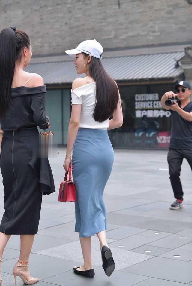 仙女|街拍：小姐姐这条裙子简直穿出了仙女的感觉