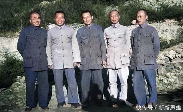 彭总$彭德怀书法手迹欣赏：刚劲挺峻、浑厚遒逸！刚毅忠勇如其人