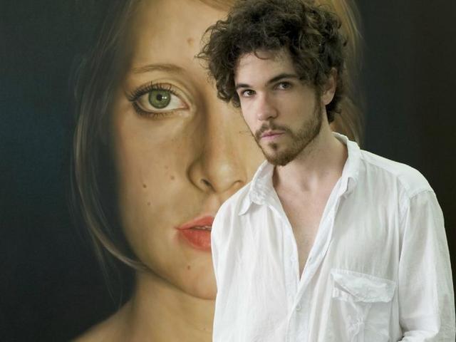 圣莫尼卡&为了避免千篇一律的肖像写实,他用作品来捕获人物转瞬即逝的印象