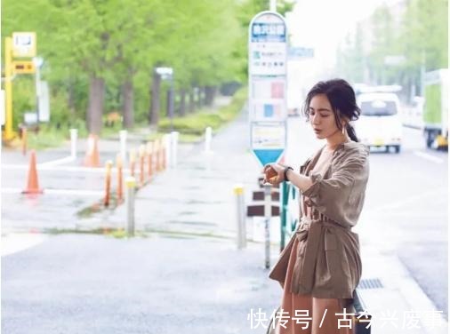 穿搭 清新优雅的新女性穿搭,运用“无龄感”,穿出熟龄范儿,尽显高级