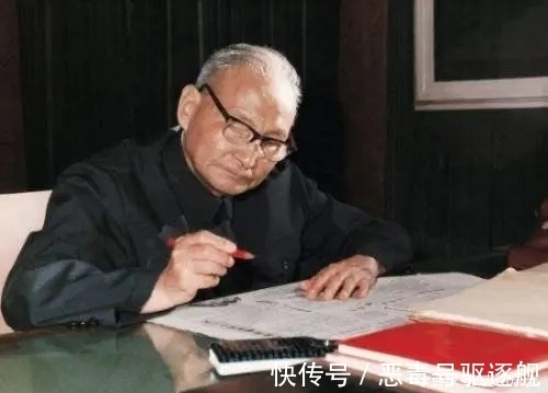 书法作品|陈云80余岁书法墨迹曝光惹争议,笔墨虬龙卧涧,却被批评笔法稚嫩