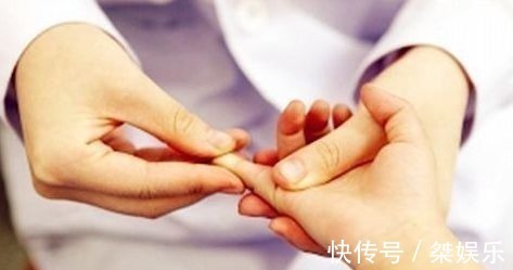 小指|缓解头痛高血压,动动小指,每天空出5分钟,很多病症不攻自破