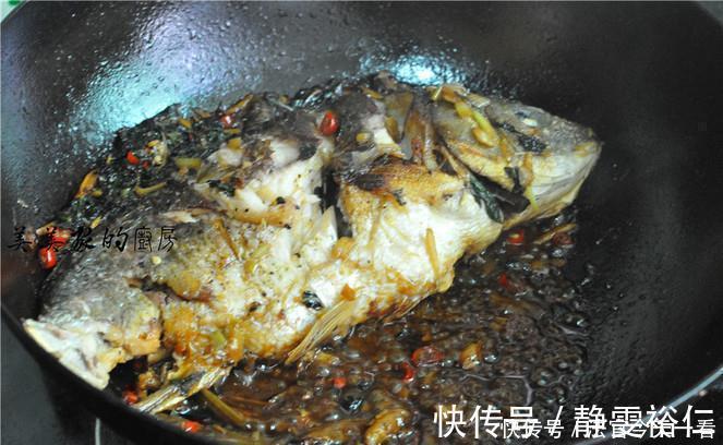 不管炖什么鱼,最忌讳加“它”!多数人都做错了,难怪鱼肉腥味大