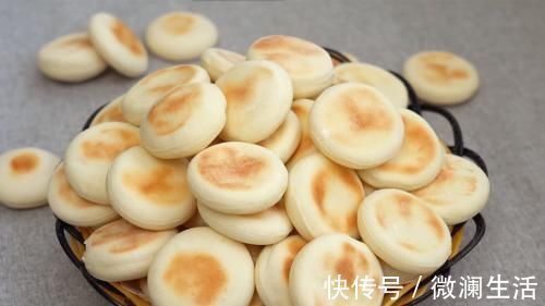 奶香小发面饼,全程不加一滴油,绿色营养又美味,老人小孩都能吃