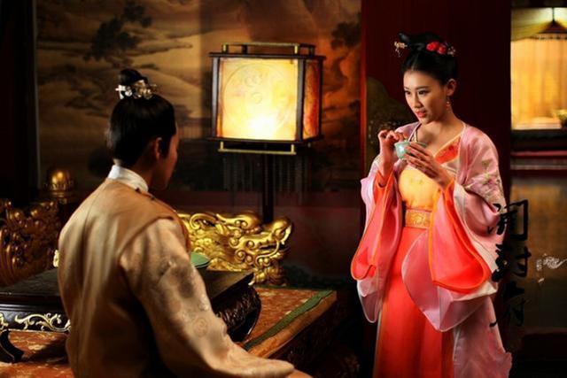 王县令|两百年前一桩射鹿案,奸情昭然若揭,案子五年无解,将军片语堪破