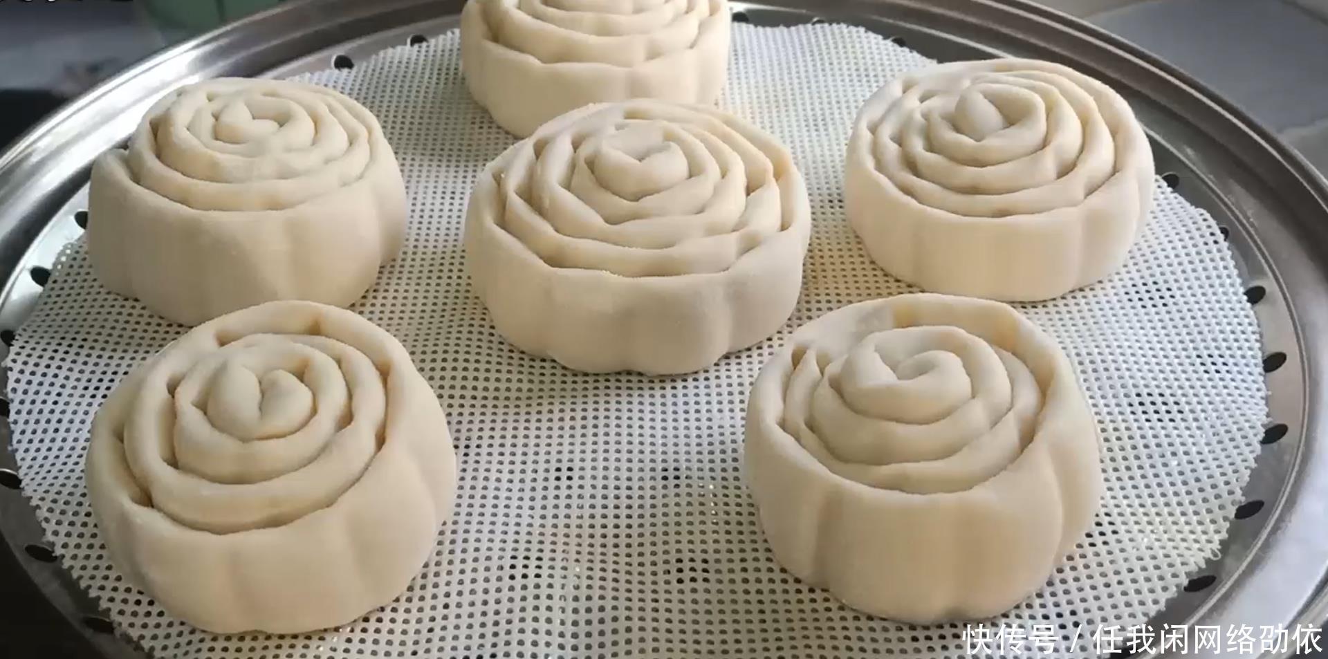 面粉|花卷这样做好看又好吃,只比馒头多一个步骤,就连挑食孩子都爱吃