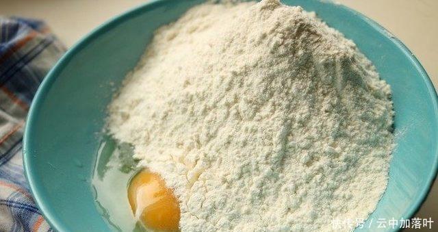 格达汤|像这样的冬天,香浓盛在锅里很诱人,一碗后全身都暖了