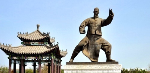 族里人@被称为太极杨无敌的清代武林高手杨露禅,武功究竟有多高!