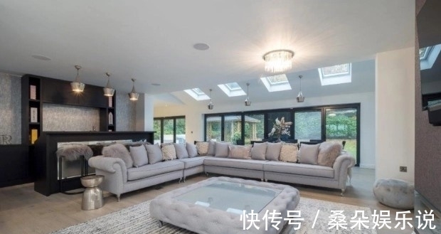 旧舍|搬进400万英镑新家,马奎尔182万英镑降价出售旧舍但无人问津