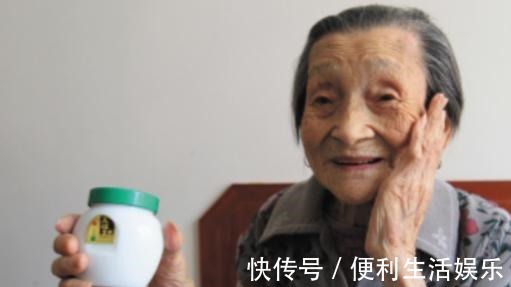 肤美灵 入秋后,护肤品该换一换了!身边这些老牌护肤品,锁水保湿很管用!