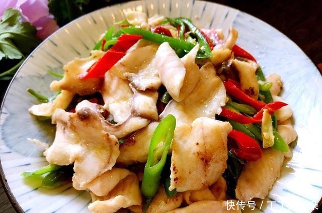 畜肉不如禽肉,禽肉不如鱼肉鱼肉要这样做,才会鲜、嫩、滑