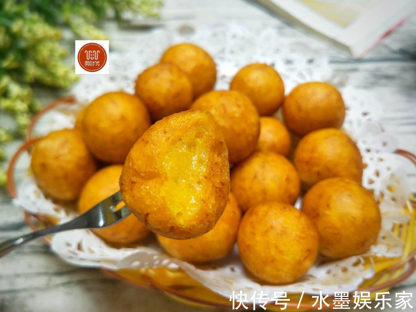 南瓜不要煮粥喝了，教你个新吃法，做出来比鸡米花都好吃！
