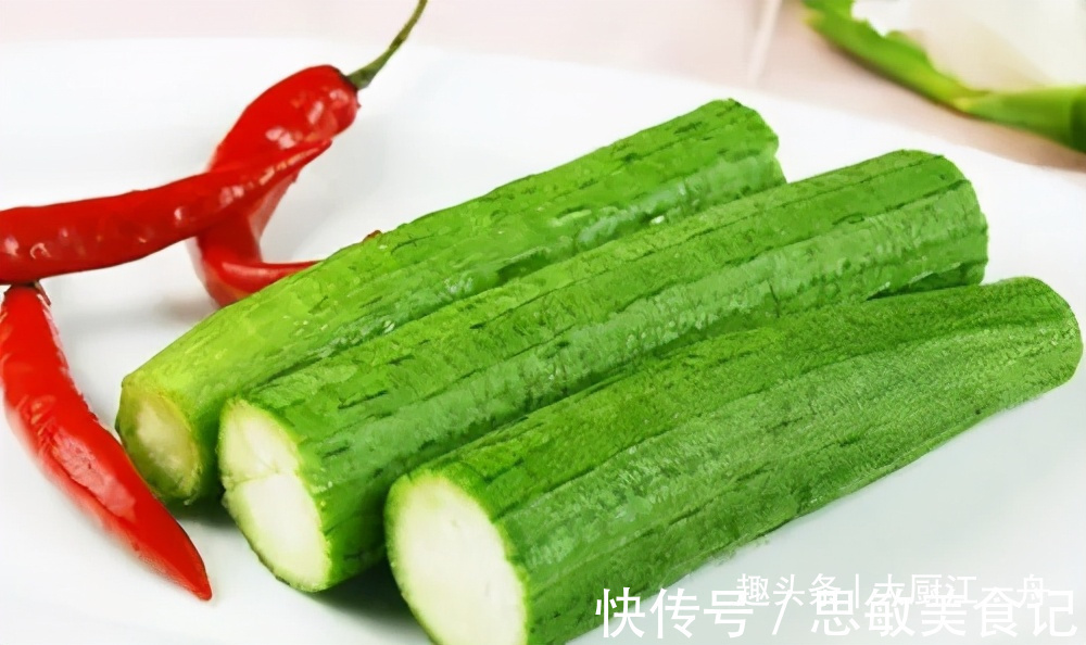 买丝瓜,要分清“有棱”和“无棱”,口感差别大,弄懂再买不吃亏