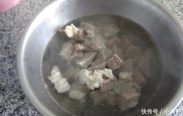 合成肉|这两种肉是人工合成，一定要少吃对身体有害，快来看看你吃过没？