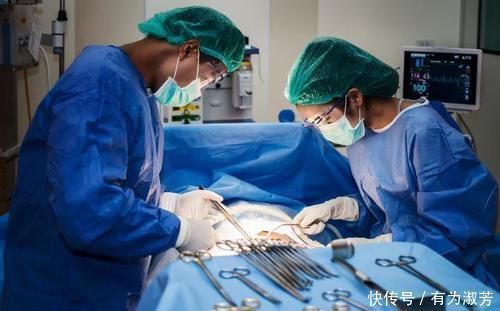 脑部血管|53岁男子凌晨脑梗离世,医生叹息:一把年纪了,饭后一事还不节制