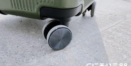 拉杆|锦囊行李箱有多能装？我想要的统统带走