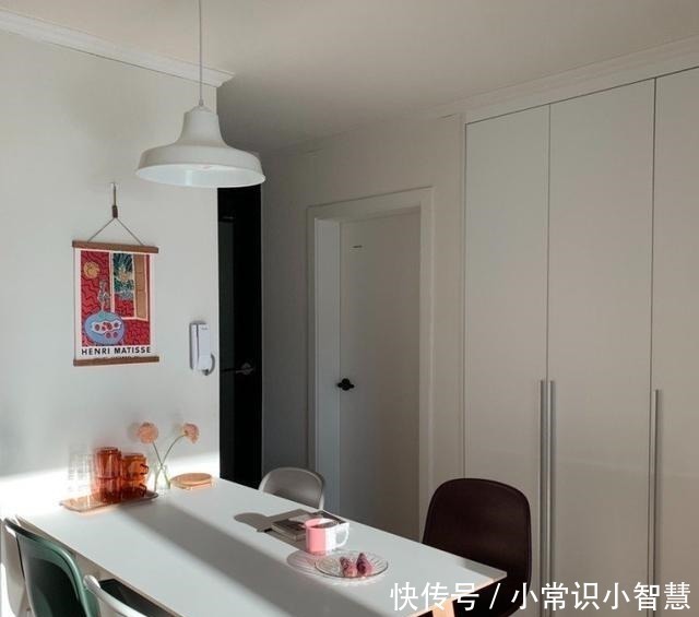 微波炉架|这套76平小房子，上了年纪却充满人情味！狭窄的厨房，一丝不苟！