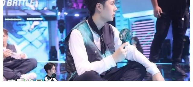 王一博街舞库存放不停，幕后花絮笑点多，因热爱而出彩