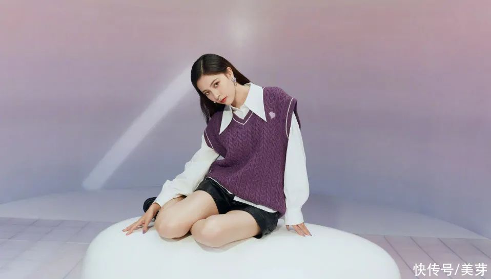 大衣里面穿什么？这4款绝美内搭，让你时髦一整个冬天