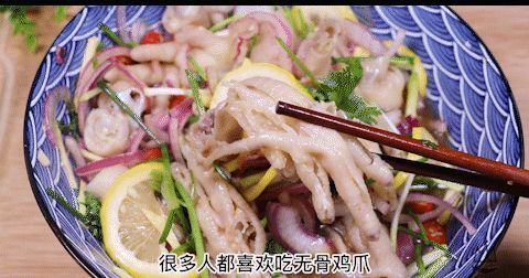 鸡爪|原来鸡爪去骨这么简单，1根牙签就搞定，真的太方便了