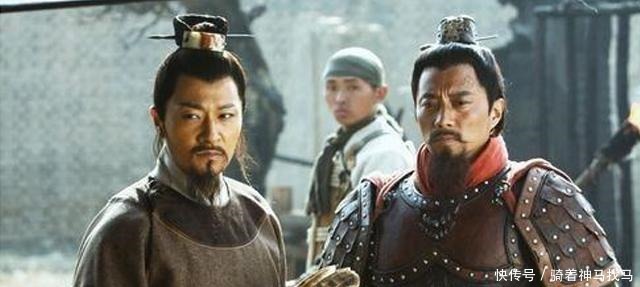 皇帝|宋江完全可以像方腊一样自立皇帝,为何想招安其实早有打算!