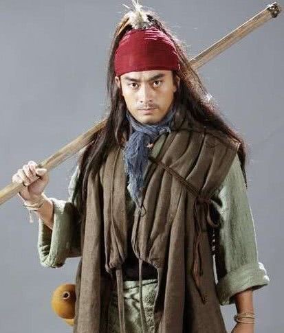 好汉|梁山108位好汉,只有他敢骗宋江,也只有他坐上了“王位”!