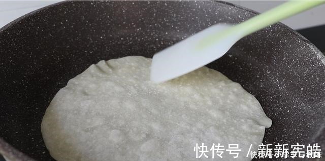 手把手教你做烙馍，烙时不用1滴油，吃的时候才叫香，柔软又筋道