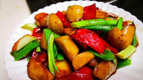 入秋后，黄瓜苦瓜靠边站，此菜家里不要断，鲜美营养高，别不懂吃