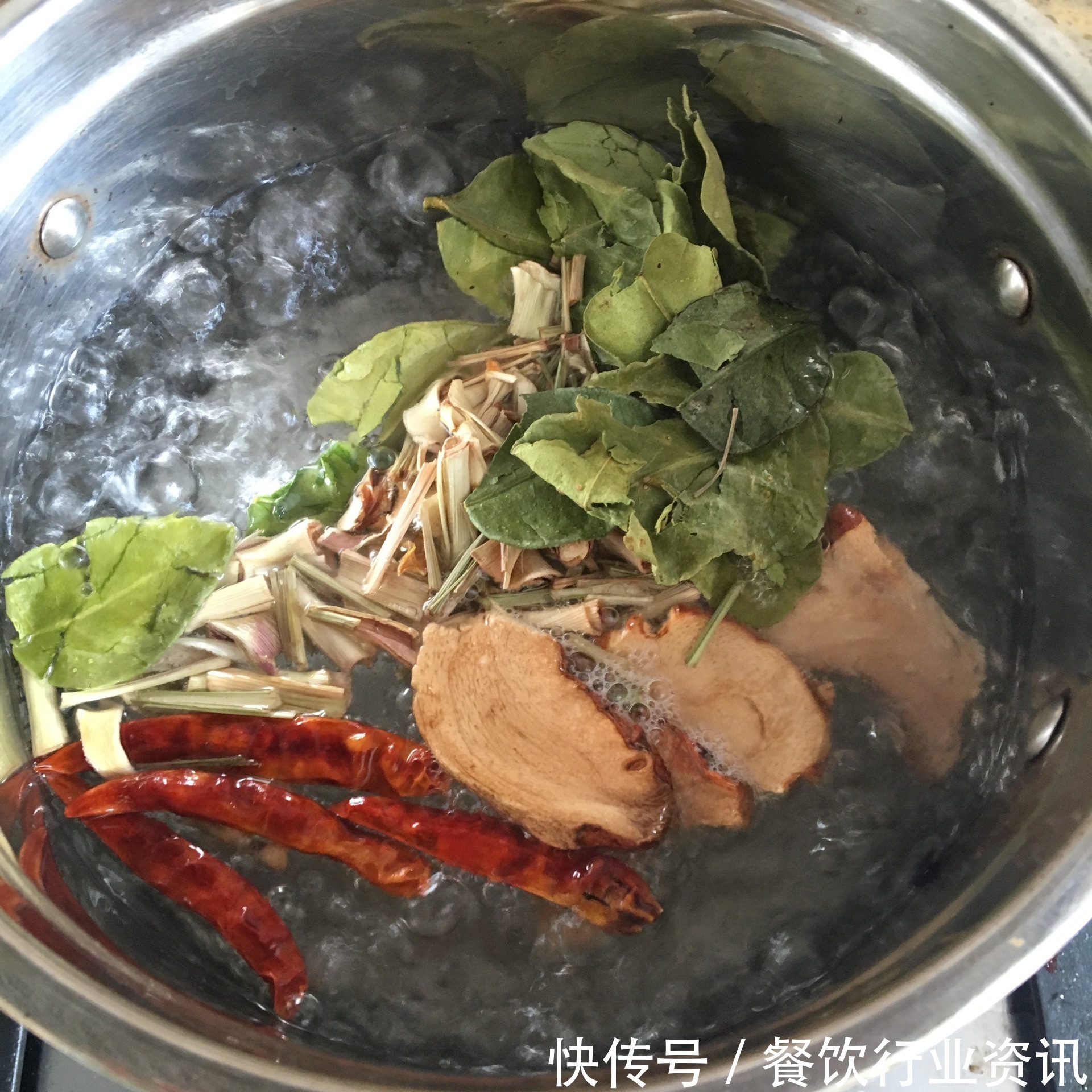 冬天|冬天来上这样一碗汤,养生还减肥不说,味道满足你挑剔的味蕾!