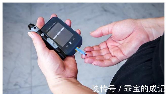控制血糖|偷偷告诉你:糖尿病治疗有4个“坑”,别随便相信!